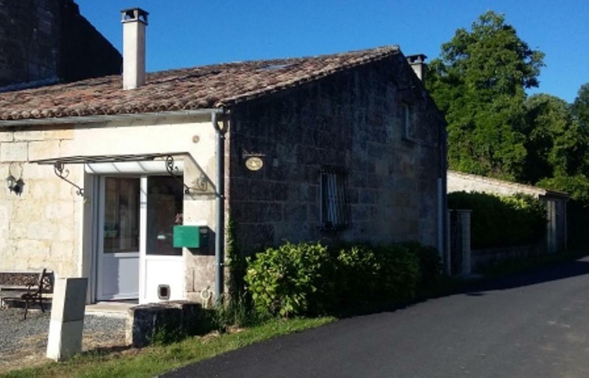 La Petite Auberge Comps  Buitenkant foto